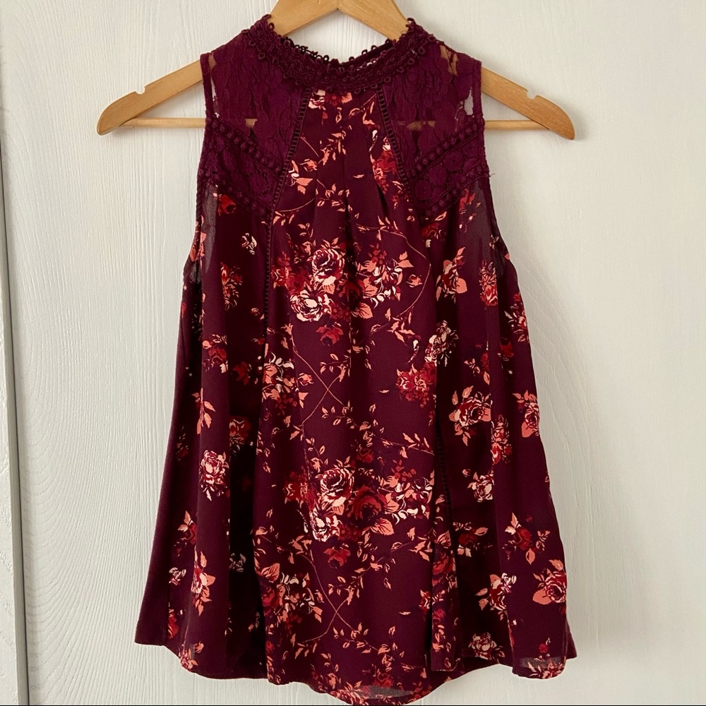 Sleeveless blouse